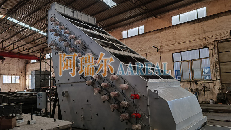 1~2 dekken 2000*5000mm Grote capaciteit Hoogfrequentie scherm trillende zeef screening machines voor NPK chemische meststof met hoge snelheid trilling 3000~3600 RPM